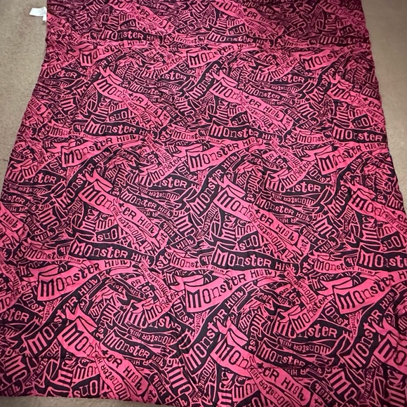 Girls Room Mattel Monster High Reversible Twin Full Comforter 72” X 86” - Picture 8 of 15